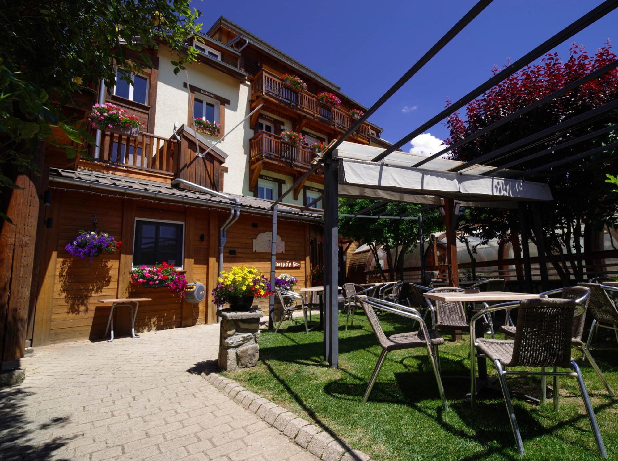 Hotel Les Autanes Spa-Balneotherapie & Restaurant Ancelle Kültér fotó